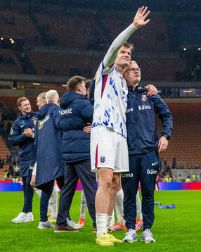 Alexander Sørloth and team manager Are Hokstad of Norway