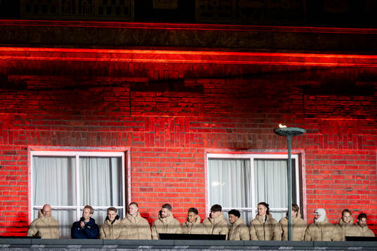 Head coach Ståle Solbakken and players of Norway