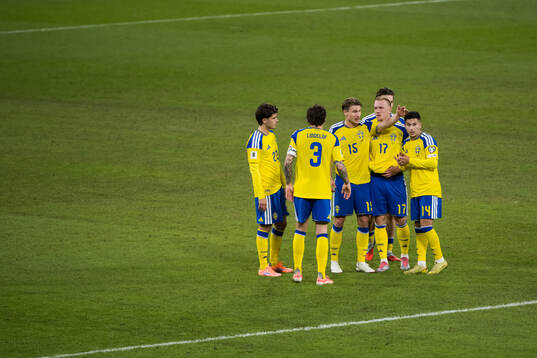 Besfort Zeneli, Victor Nilsson Lindelöf, Carl Starfelt,