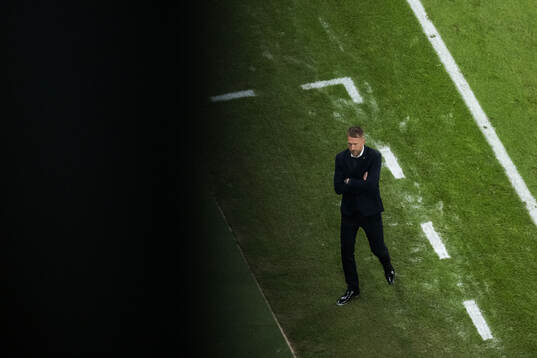 Head coach Graham Potter of Sweden looks dejected