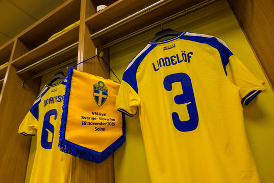 Jerseys of Herman Johansson and Victor Nilsson Lindelöf in