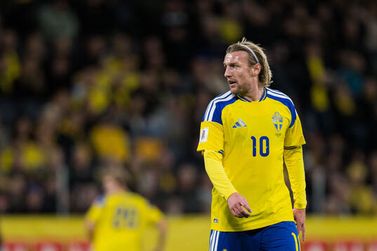 Emil Forsberg of Sweden looks dejected