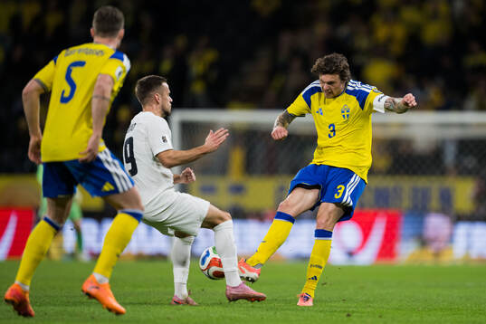 Tomi Horvat of Slovenia and Victor Nilsson Lindelöf of