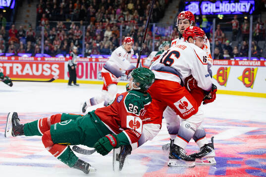 Isac Heens of Frölunda and Alexis Binner of Grenoble
