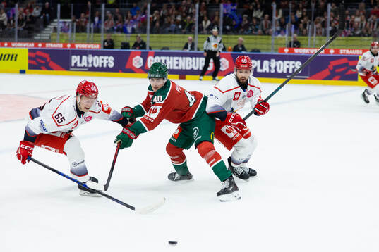 Juho Rautanen and Francois Beauchemin of Grenoble against
