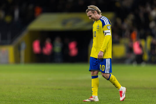 Emil Forsberg of Sweden looks dejected