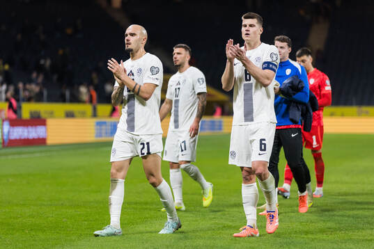 Vanja Drkusic and Jaka Bijol of Slovenia