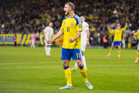 Gustav Lundgren of Sweden celebrates