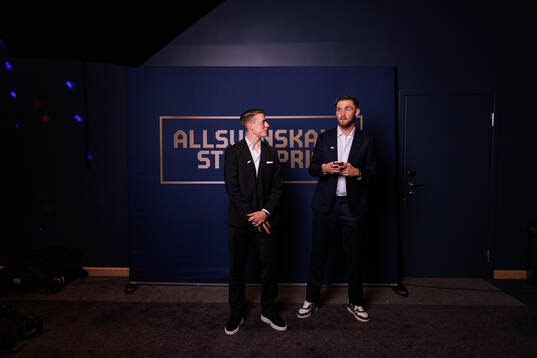 Mjällbys Elliot Stroud och målvakt Noel Törnqvist