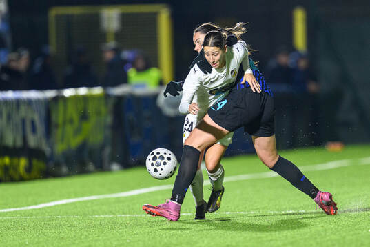 Tabby Tindell of Häcken and Marija Milinkovic of Inter