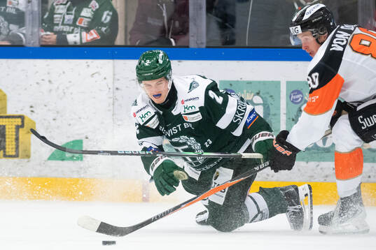 Tingsryds AIFs Theo Angesved och Karlskrona HKs Malte Von