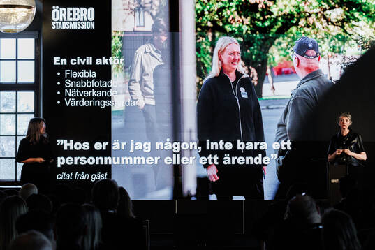 Febe Stenson, direktör Örebro Stadsmission och Sofia