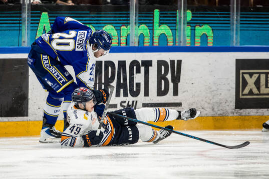 Växjös Leo Sahlin Wallenius och Leksands Nolan Stevens