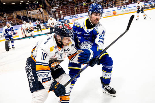 Växjös Eemeli Suomi och Leksands Nolan Stevens