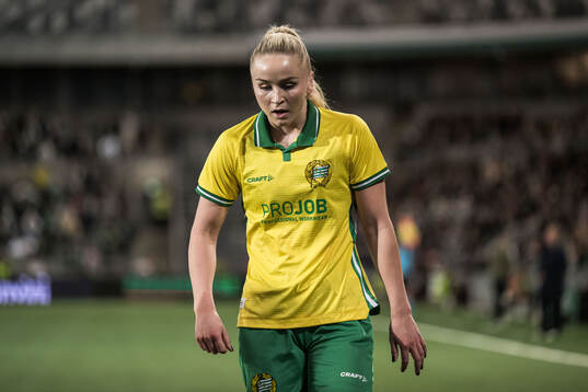 Anna Jøsendal of Hammarby looks dejected