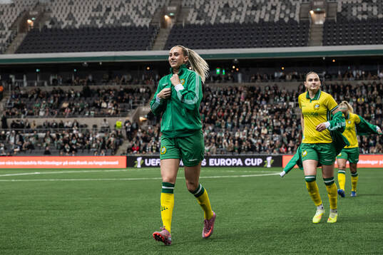 Ellen Wangerheim and Vilde Hasund of Hammarby