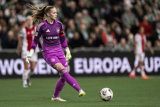 Goalkeeper Regina van Eijk of Ajax