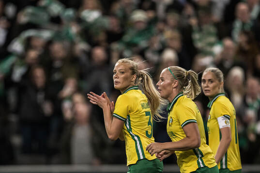 Smilla Holmberg of Hammarby celebrates