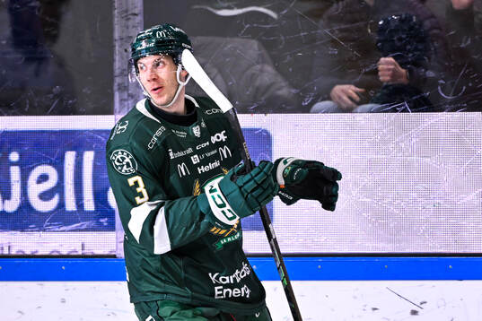 Färjestads Ronald Knot jublar