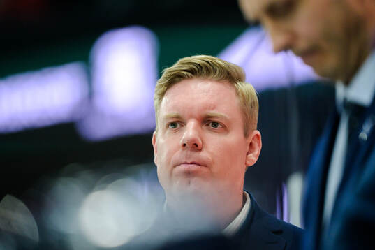 HV71s tränare Anton Blomqvist