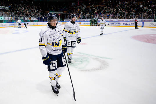 HV71s Axel Rindell och Hugo Fransson deppar