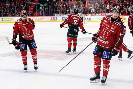 Örebros Sean Malone och Sampo Ranta deppar