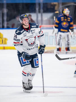 Linköpings Loke Krantz har ont