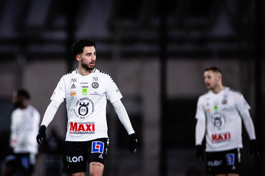 Örebros Simon Amin deppar