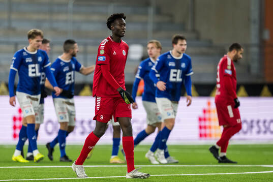 Utsiktens Mass Modou Sise deppar