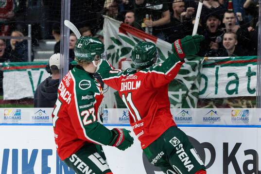Frölundas Max Lindholm jublar