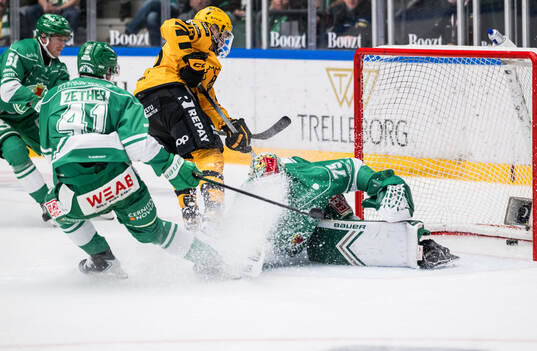 Skellefteås Viktor Klingsell jublar