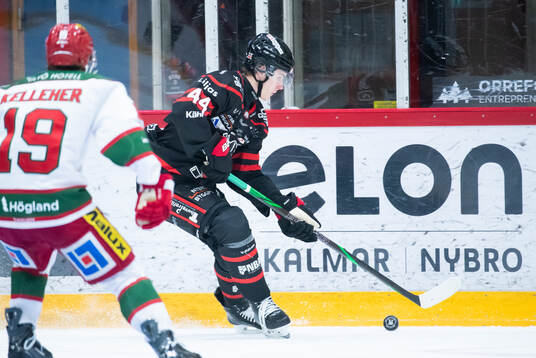 Modos Tyler Kelleher och Nybro Vikings Isak Norlin