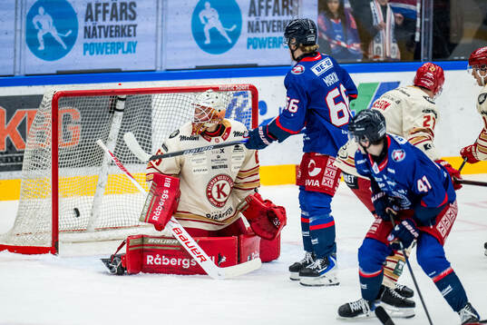 Oskarshamns Sören Dietz Larsen (ej i bild) gör 1-1