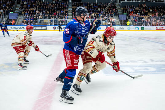 Oskarshamns Teemu Olavi Lepaus och Kalmars Mathias Wigley