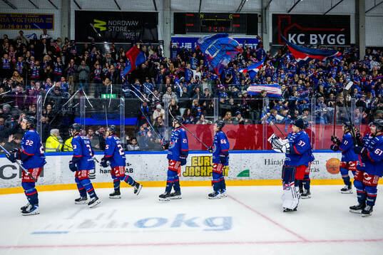 Oskarshamns spelare jublar