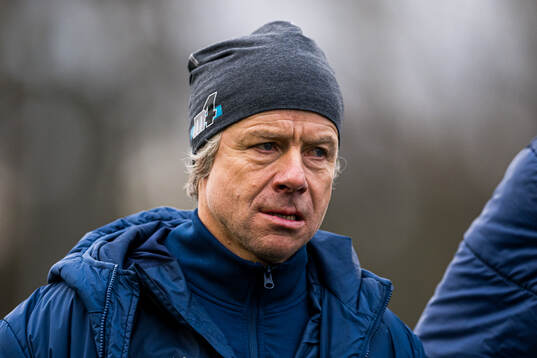 Head coach Geir Nordby of Røa