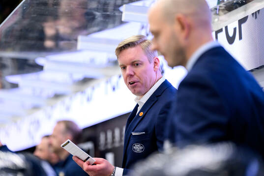 HV71s tränare Anton Blomqvist