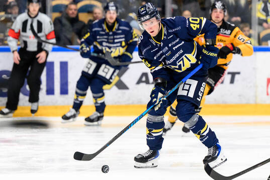 HV71s Oskar Stål-Lyrenäs