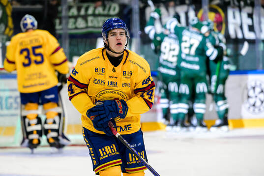 Djurgårdens Anton Frondell deppar