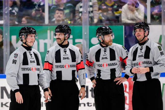 linjedomare Niclas Westman, Domare Daniel Wessner Domare