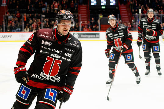 Örebros Patrik Karlkvist jublar