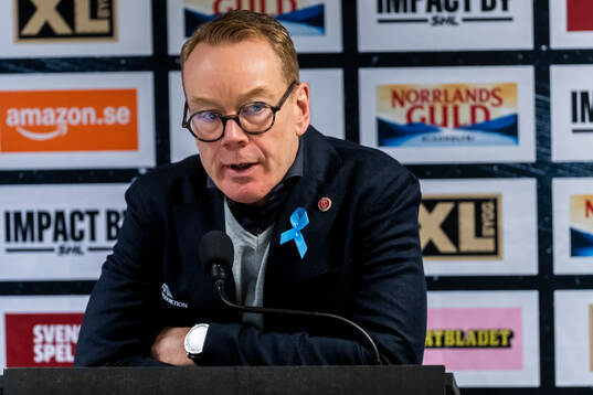 Örebros tränare Niklas Eriksson på presskonferansen