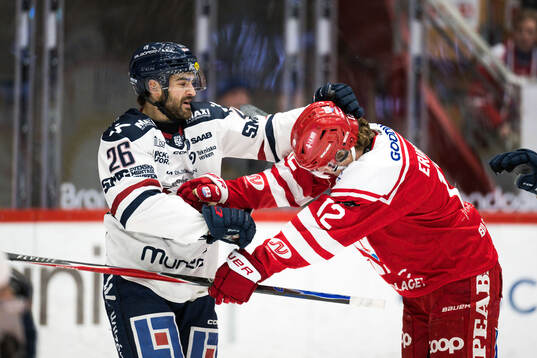 Linköpings Max Martin och Timrås Linus Eriksson