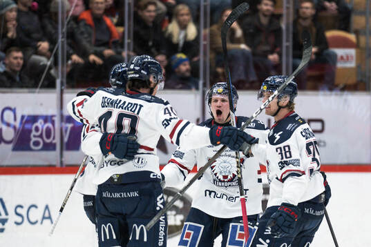 Linköpings David Bernhardt jublar