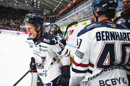 Linköpings Erik Norén jublar