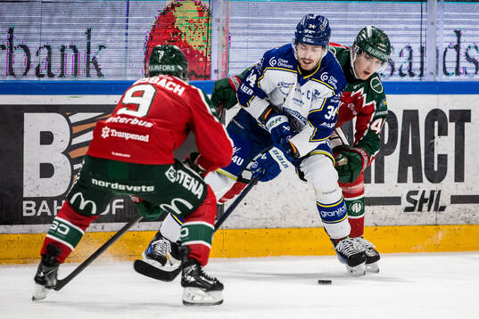 Leksands Peter Cehlarik och Frölundas Jacob Peterson