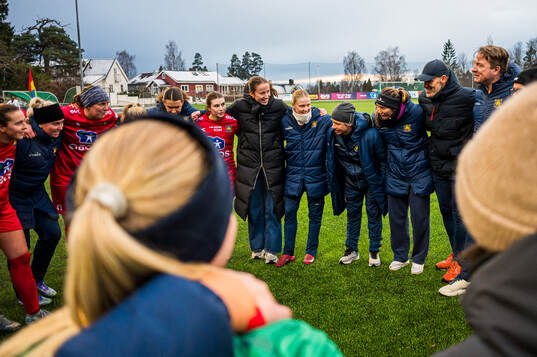 Head coach Geir Nordby of Røa
