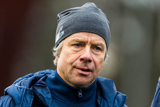 Head coach Geir Nordby of Røa
