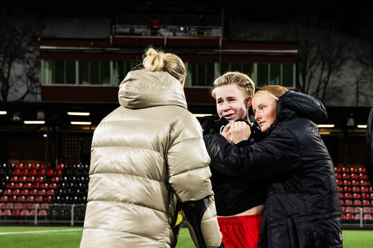 KIF Örebros Emilia Jägestedt Widstrand och Vera Andersson