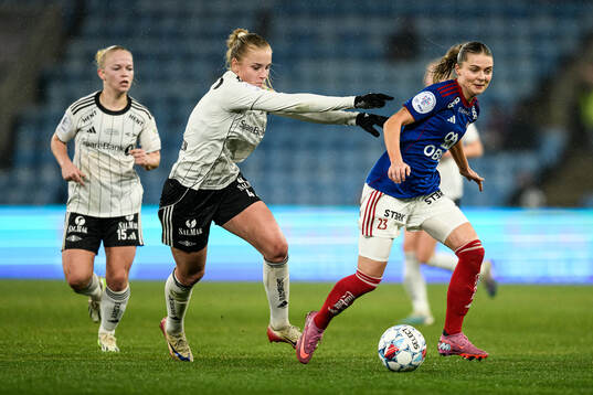 Synne Aunehaugen of Rosenborg and Eline Hegg of Vålerenga